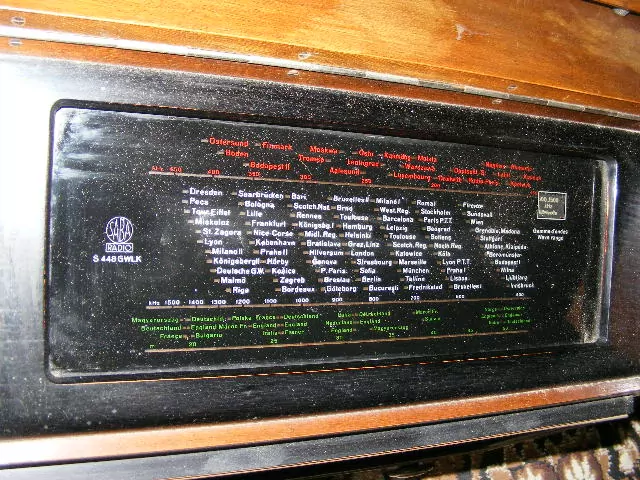 RÁDIO SABA 448 GWLK STAROŽITNOST