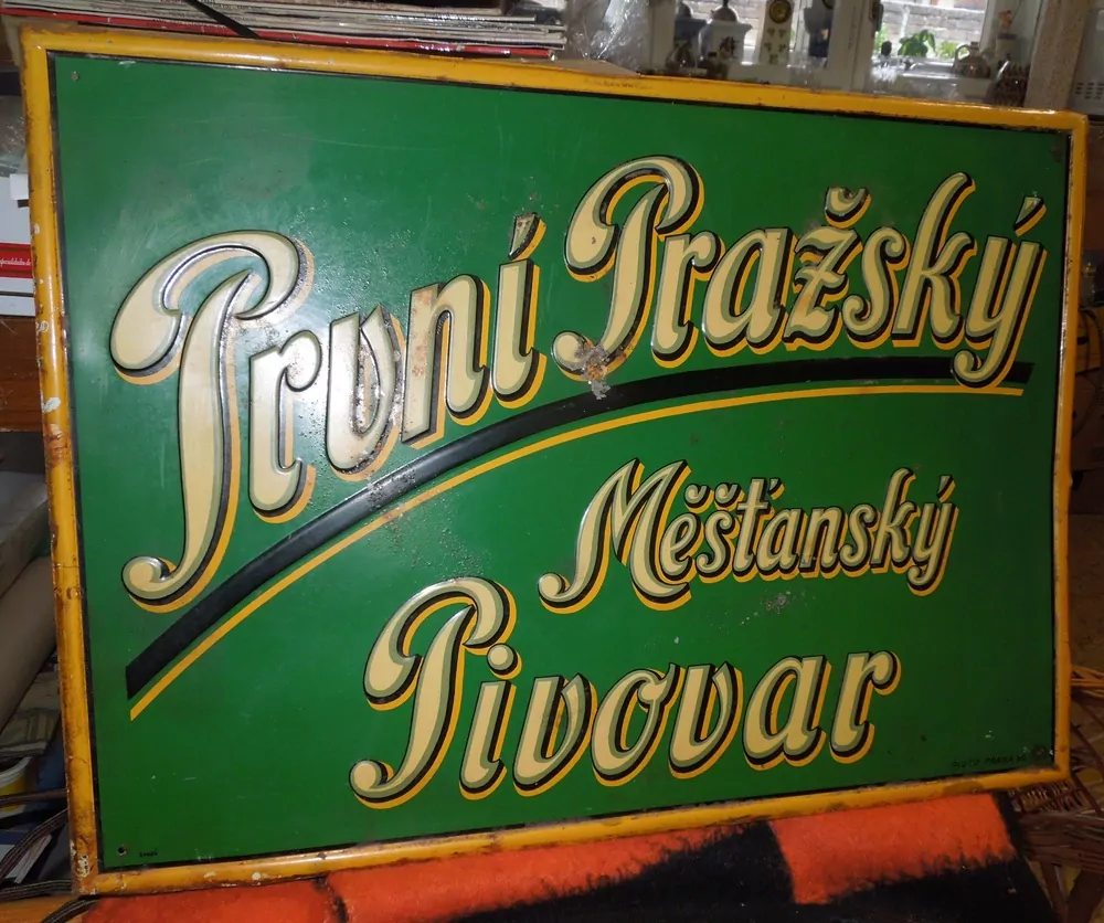 Plechová cedule První pražský měšťanský pivovar Holešovice 
