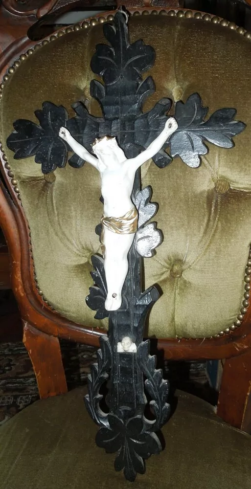 JEŽÍŠ KŘÍŽ DŘEVOŘEZBA KRISTUS