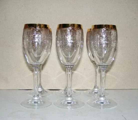 SKENIČKY NA ŠAMPUS, ŠAMPUSKY