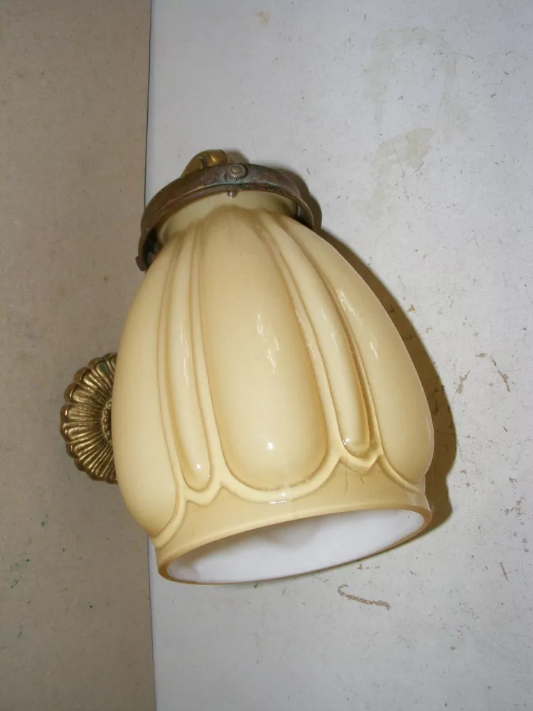 STAROŽITNÁ STOLNÍ LAMPA ,LAMPIČKA ELEKTRICKÁ