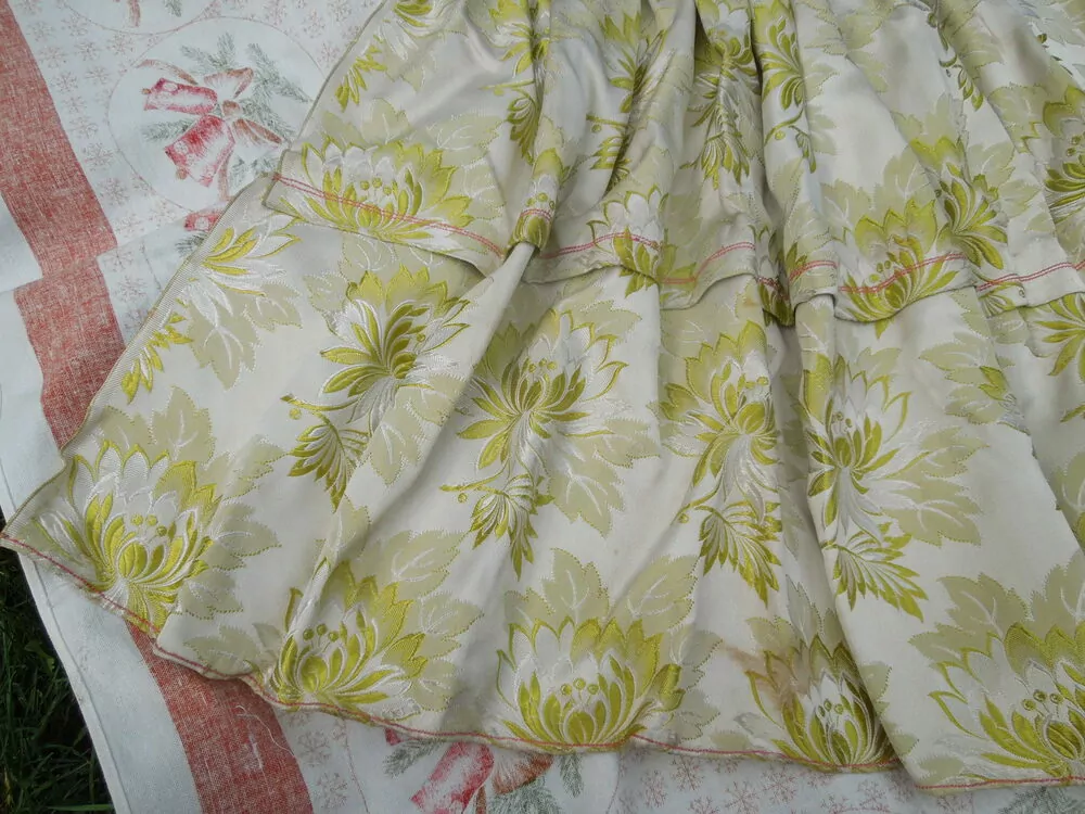 KROJ FĚRTŮŠEK ZELENO-ZLATÝ