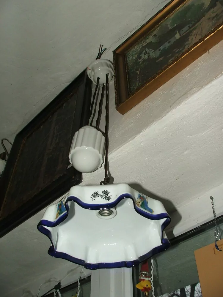 STAHOVACÍ LUSTR STÍNÍTKO STAHOVAČKA