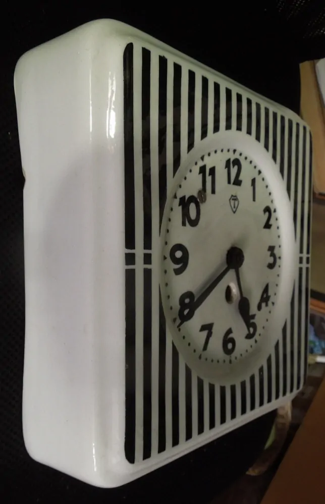 HODINY PORCELÁNOVÉ KUCHYŇSKÉ PORCELÁNKY 