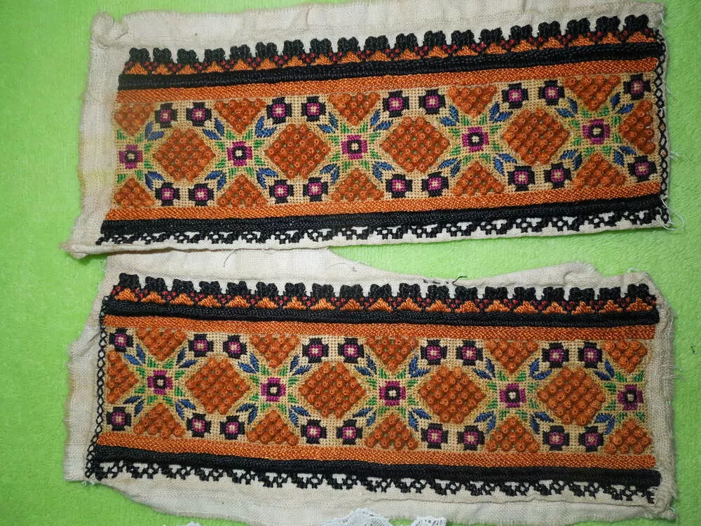 KROJ VYŠÍVÁNÍ KE KROJI DÁMSKÉ BUBÍNKOVÉ