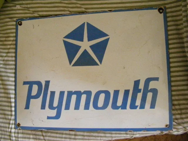 PLECHOVÁ SMALTOVÁ CEDULE Plymouth