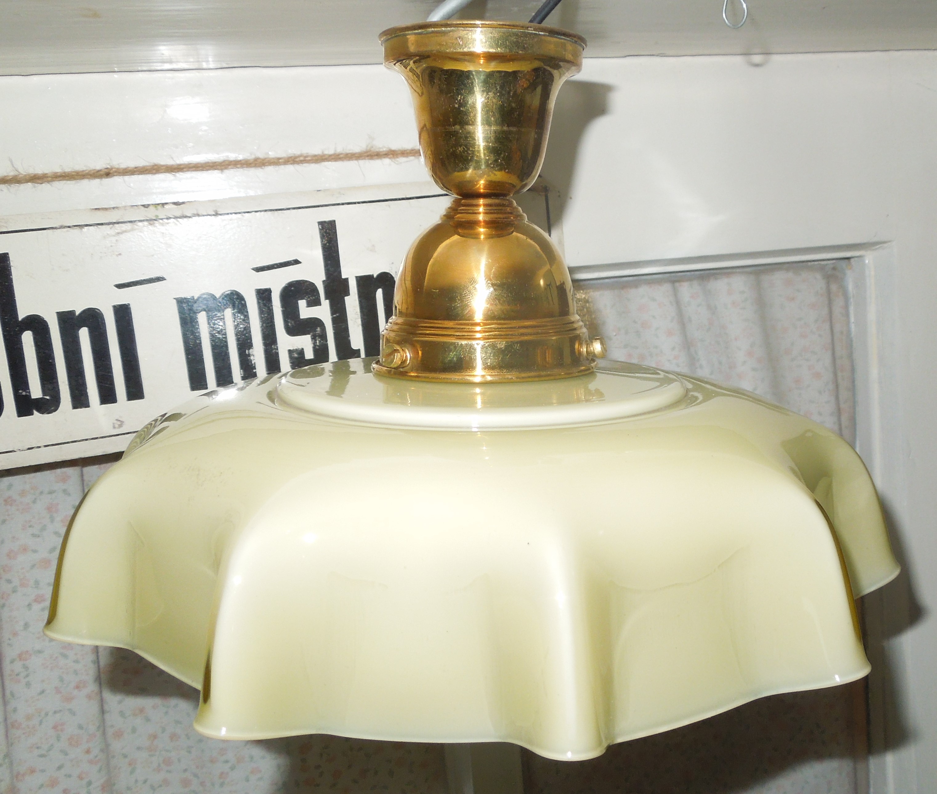 STAROŽITNOST STROPNICE 1 KS LUSTR STÍNÍTKO ŠIRM 