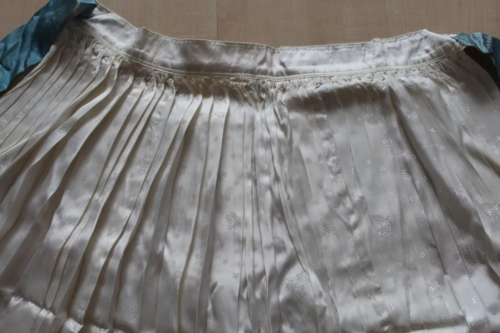 KROJ FĚRTŮŠEK KE KROJI SMETANOVĚ BÍLÝ HORŇÁCKÝ