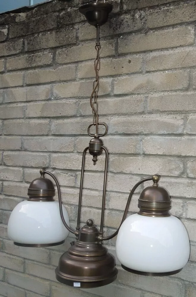 Lustr NA TŘI ŽÁROVKY