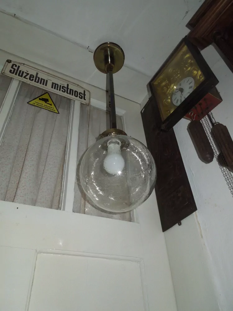 STAROŽITNÝ LUSTR ARD DECO