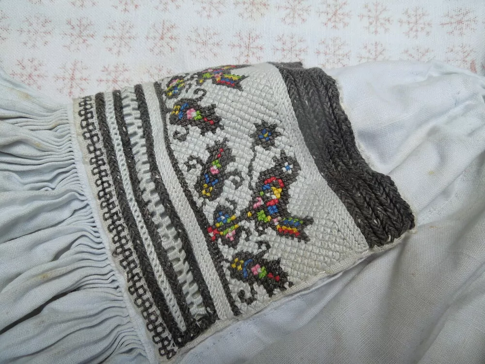 KROJ RUKÁVCE (KOŠILE) CHLAPECKÉ (VLČNOV)