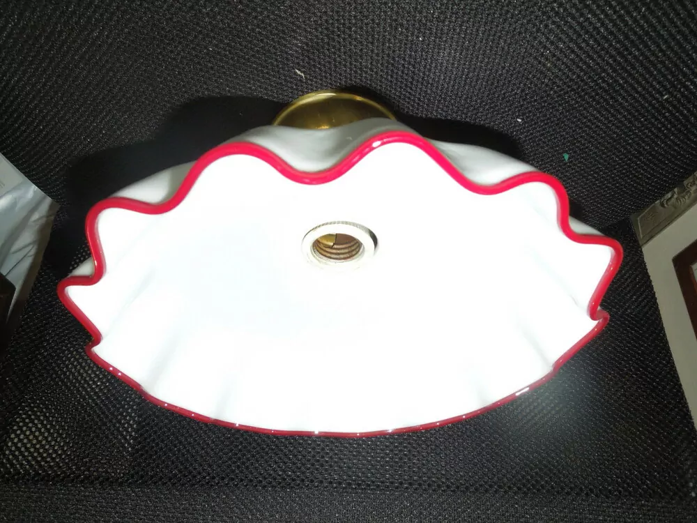 STAROŽITNOST STROPNICE  1 KS LUSTR STÍNÍTKO ŠIRM