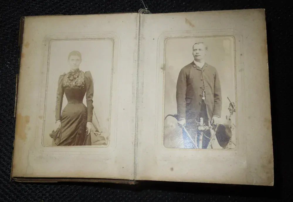 KABINETKY + ALBUM KABINETKA