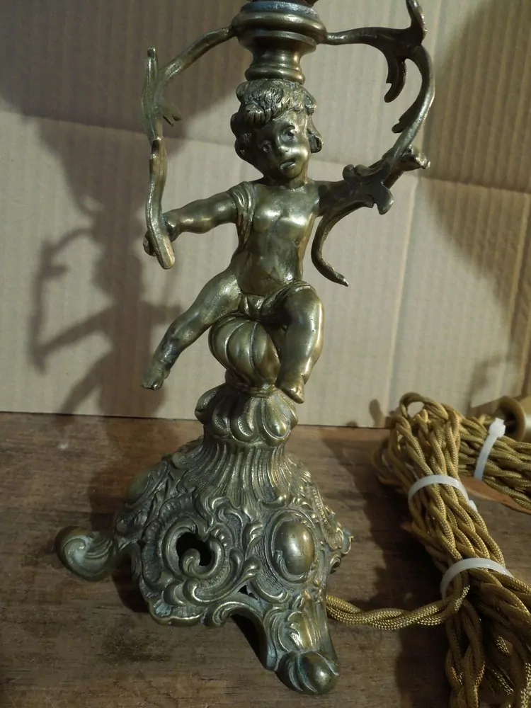 STAROŽITNÁ LAMPA FIGURÁLNÍ LAMPIČKA  2 KS