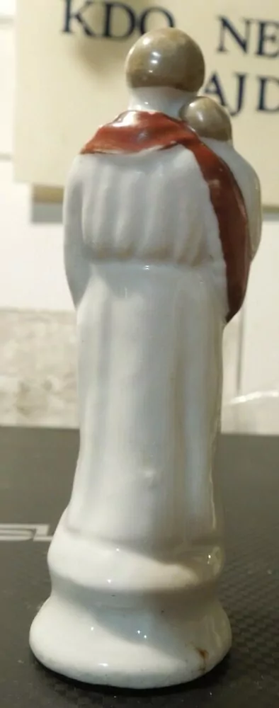 SOCHA SVATÁ 10 CM