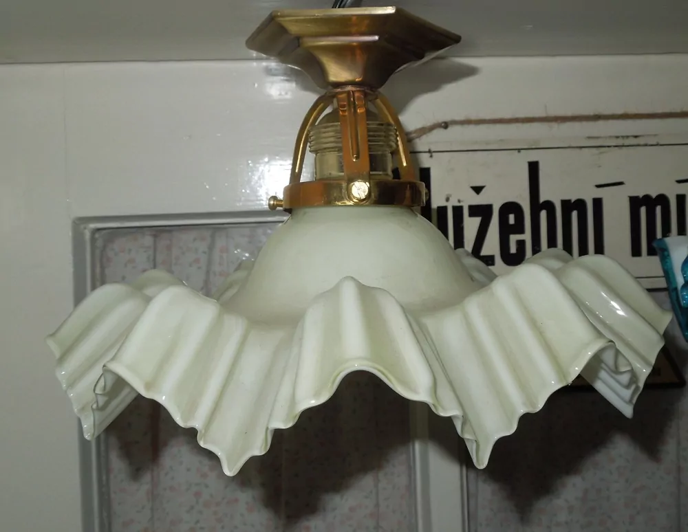 STAROŽITNOST STROPNICE 1 KS LUSTR STÍNÍTKO ŠIRM