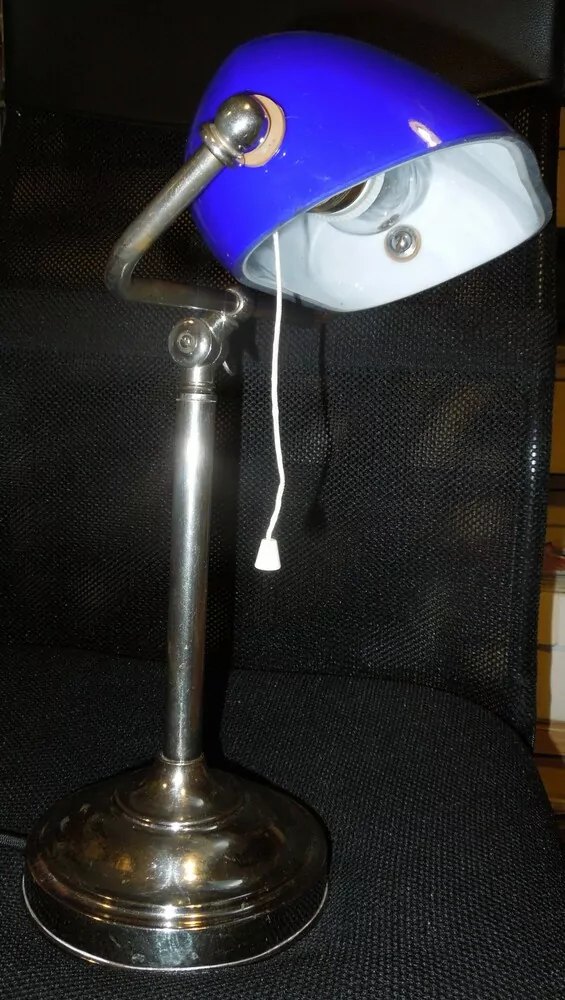 STAROŽITNÁ BANKOVNÍ LAMPA BANKÉŘKA