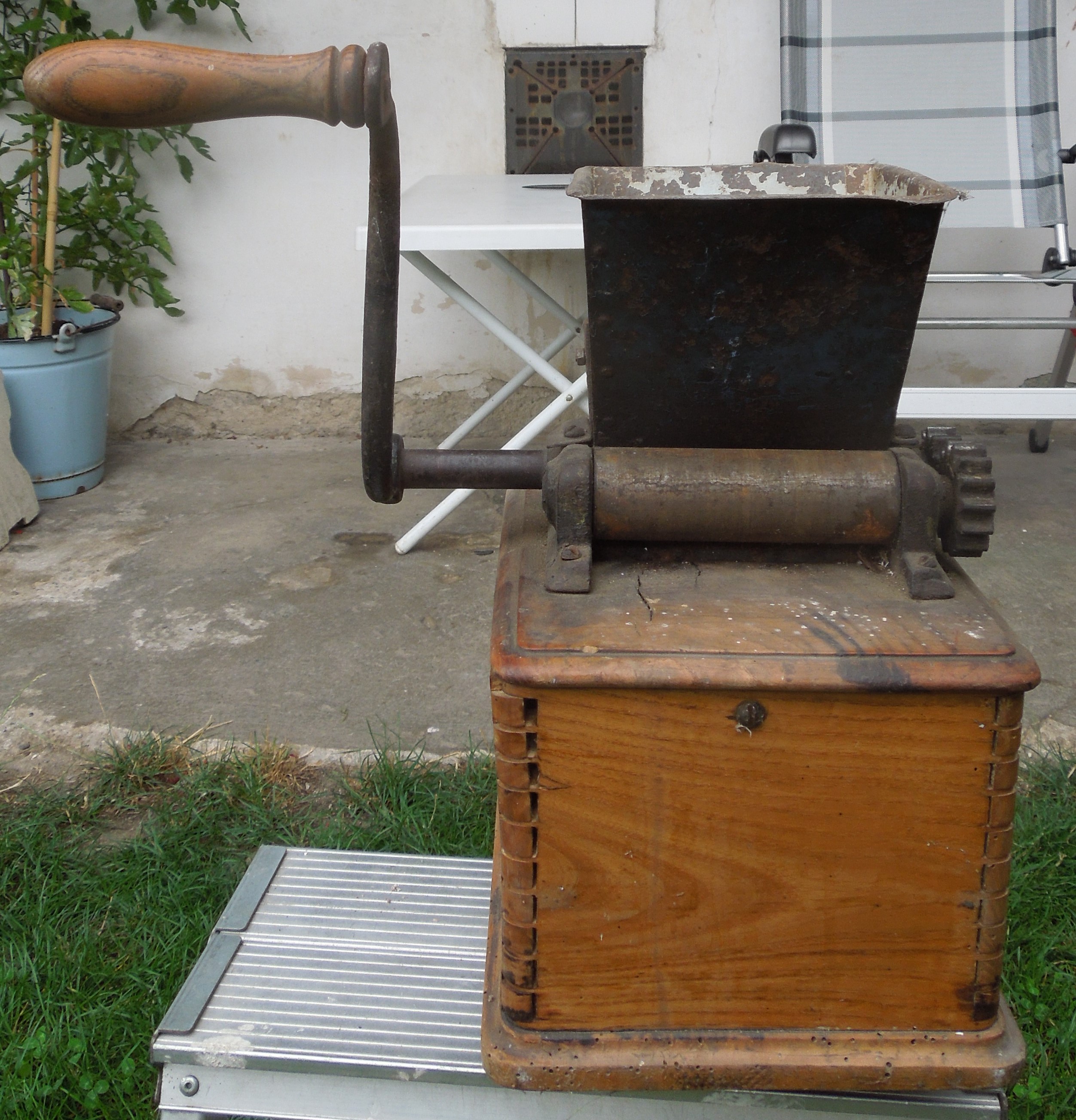 STAROŽITNÝ MLÝNEK 