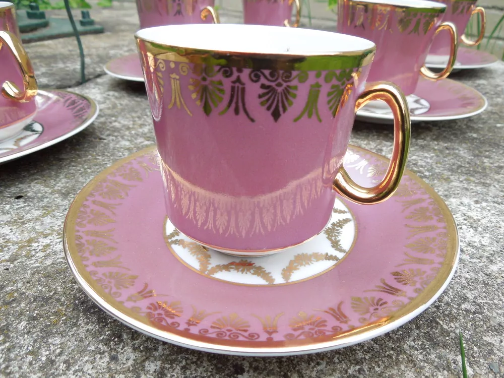 KÁVOVÁ SOUPRAVA RŮŽOVÁ SE ZLATÝM, PORCELÁN