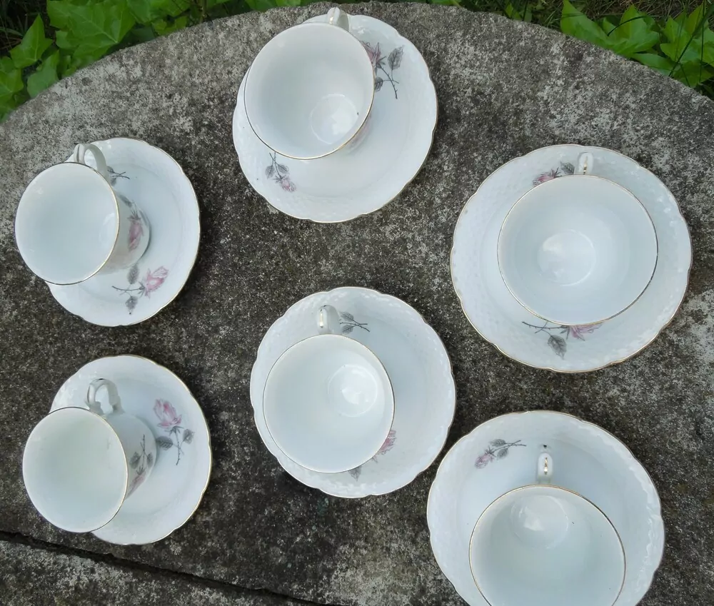 KÁVOVÁ PORCELÁNOVÁ SOUPRAVA "RŮŽE"
