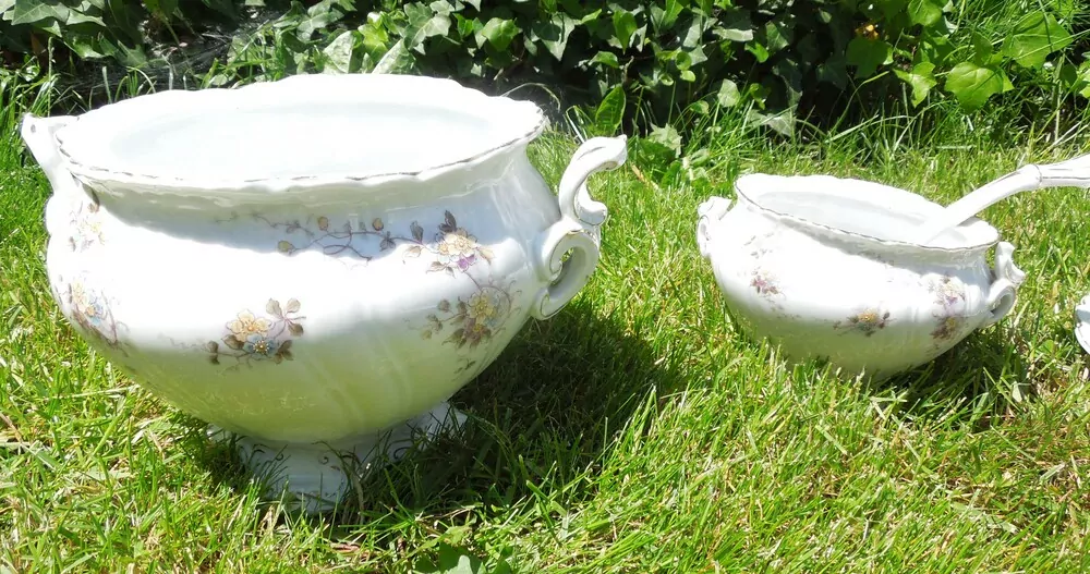 PORCELÁNOVÁ SADA, 18 KUSŮ