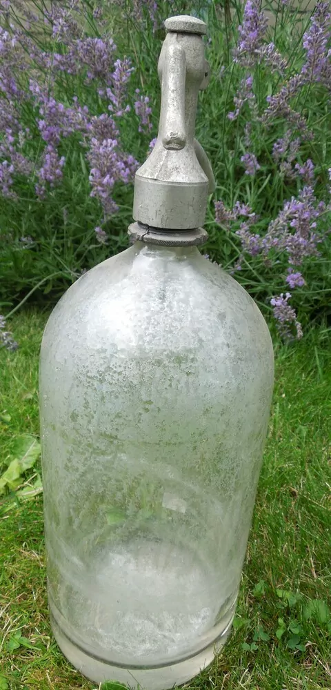 SIFONOVÁ LÁHEV, JAN PALIČKA A SYNOVIA, NEMŠOVÁ