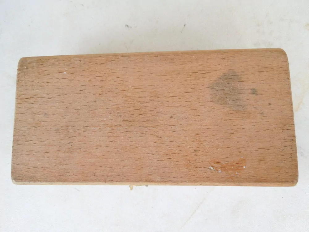 STAROŽITNÉ ZÁVAŽÍ K VÁHÁM