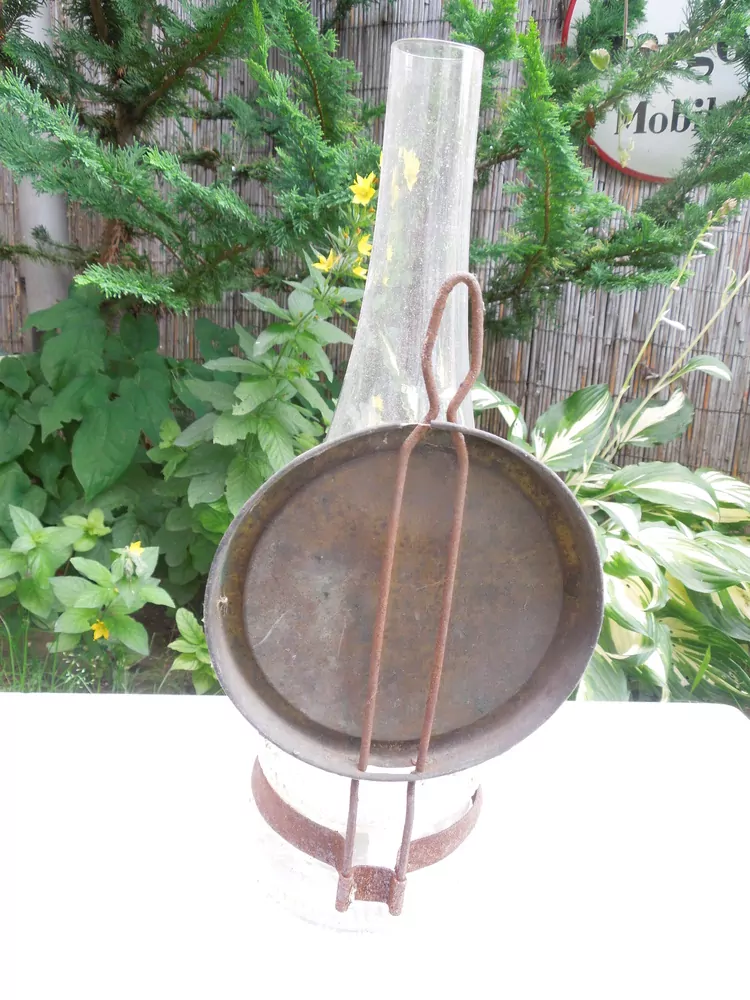 STAROŽITNÁ PETROLEJOVÁ LAMPA