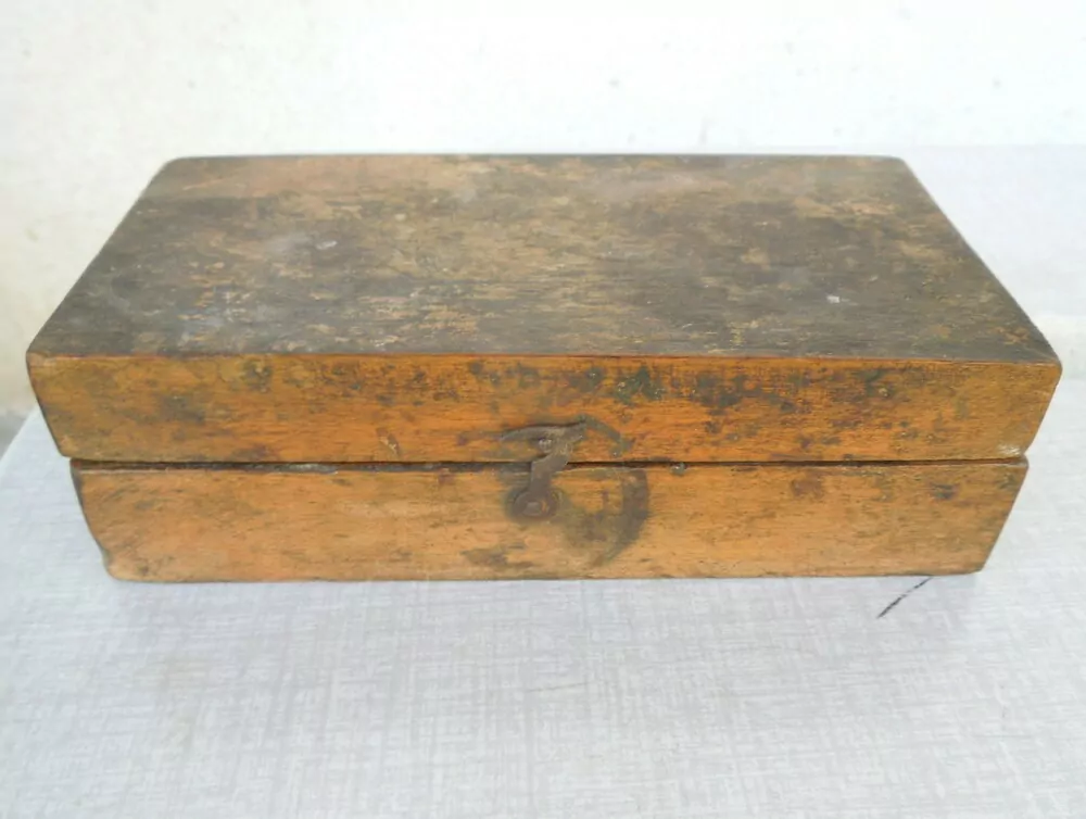 STAROŽITNÉ ZÁVAŽÍ K VÁHÁM