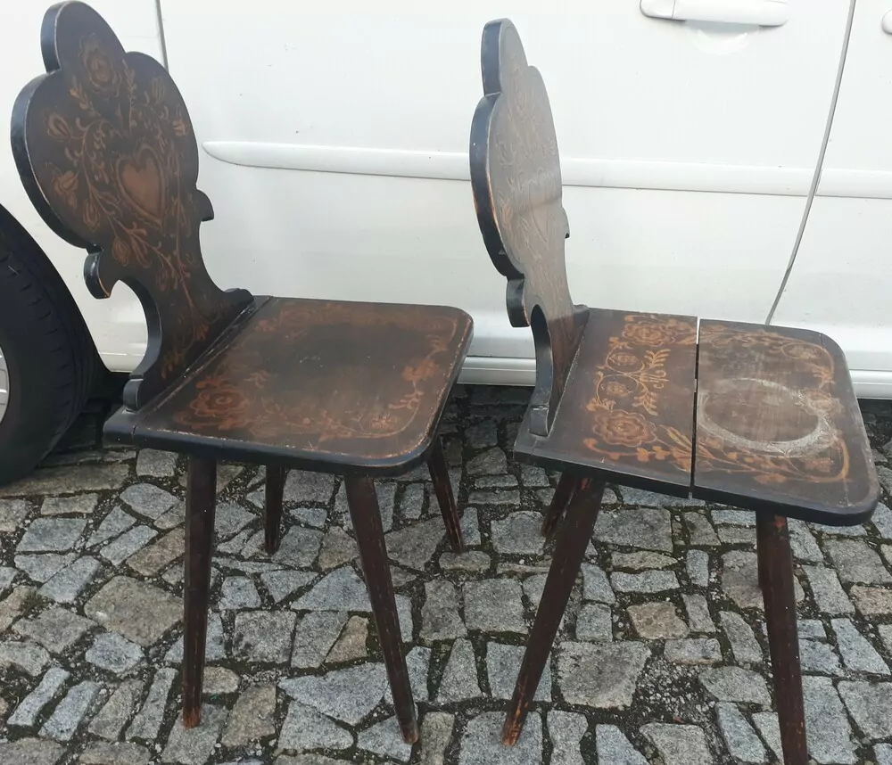 Starožitné židle s intarzii 2 KS