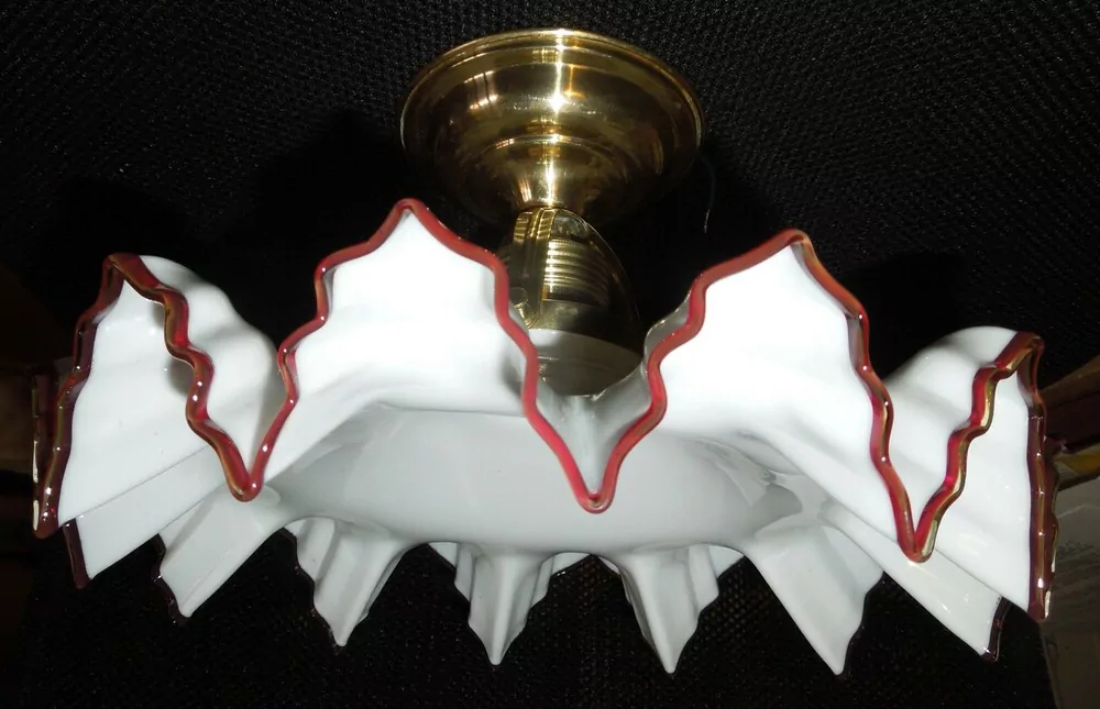 STAROŽITNOST STROPNICE 1 KS LUSTR STÍNÍTKO ŠIRM