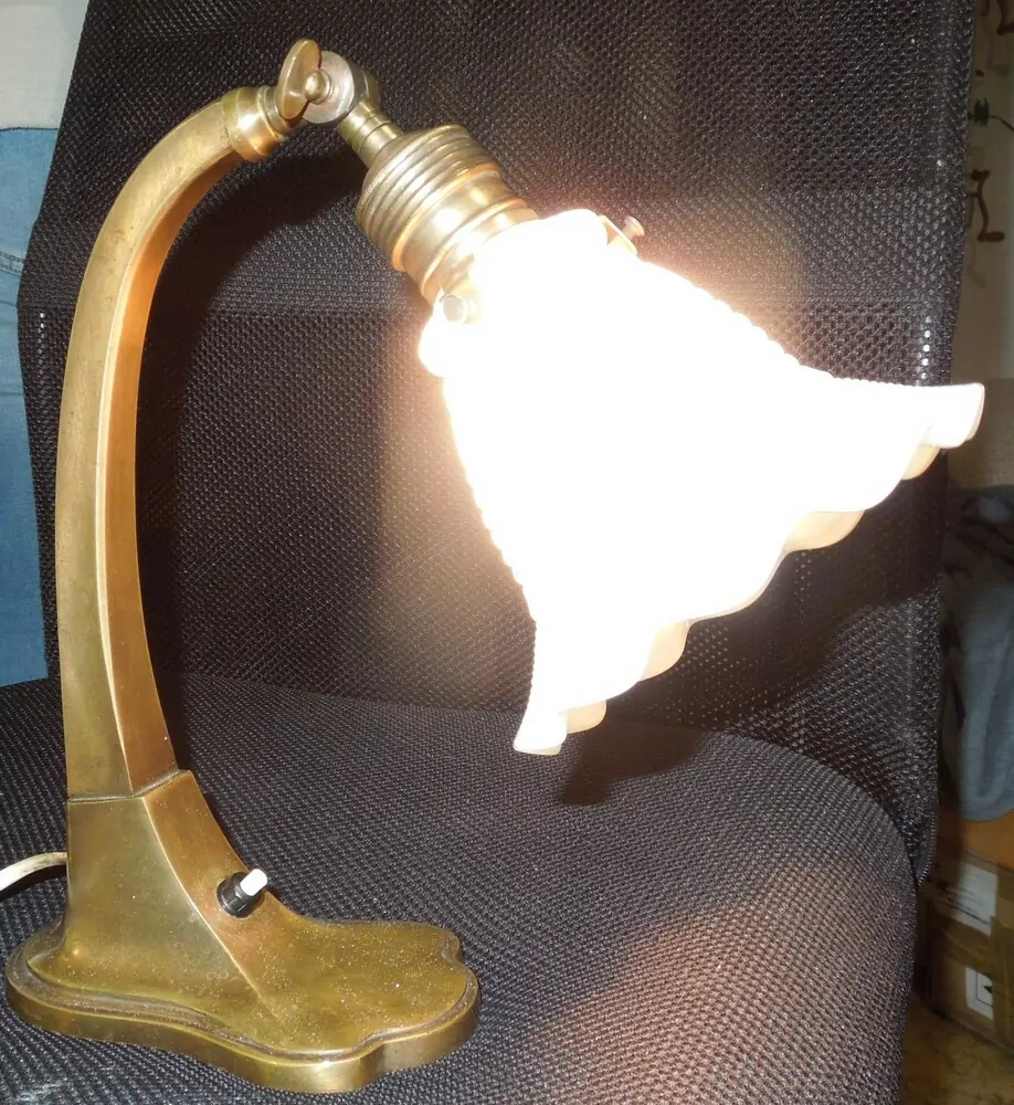 MOSAZNÁ LAMPA STOLNÍ NEBO NÁSTĚNNÁ