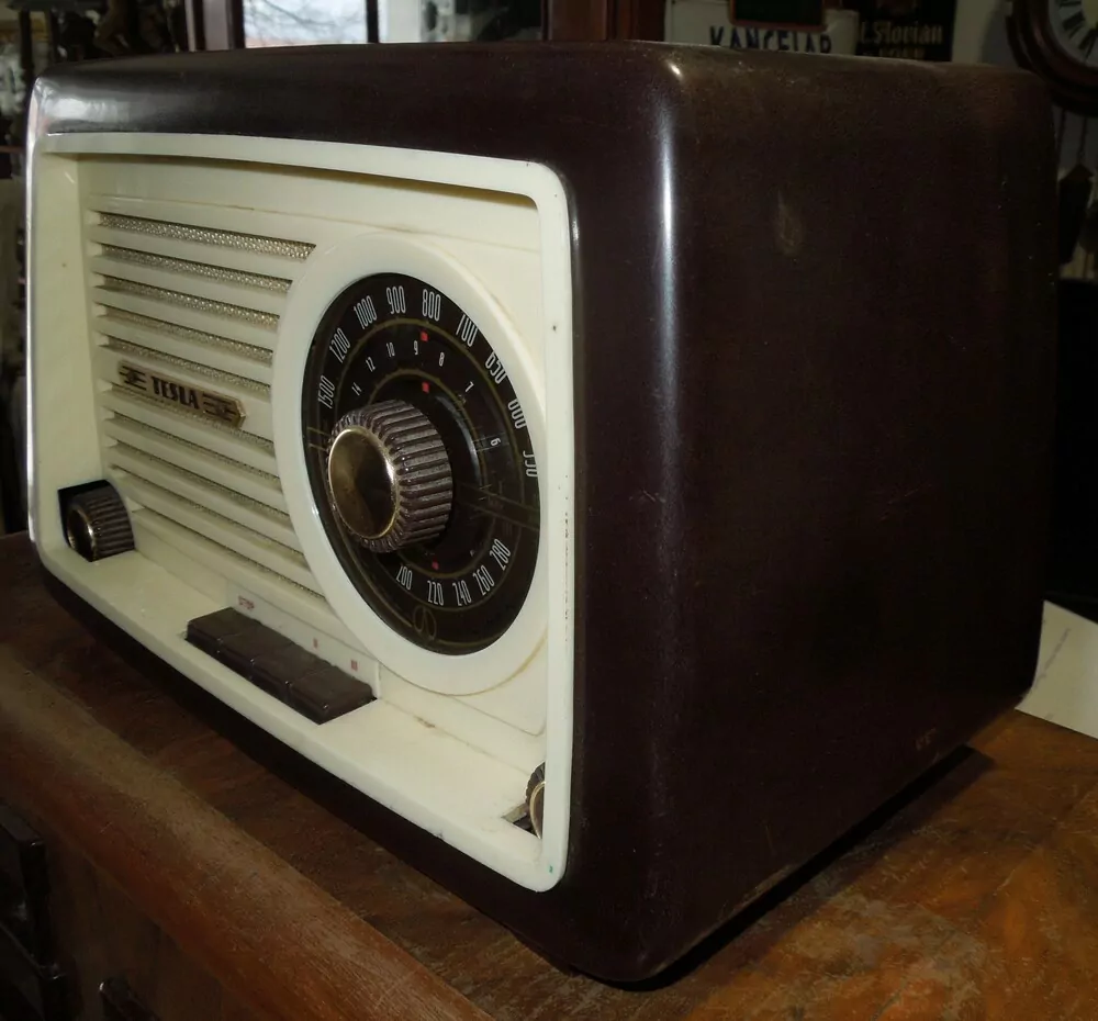 RADIO TESLA 315 A BAKELIT
