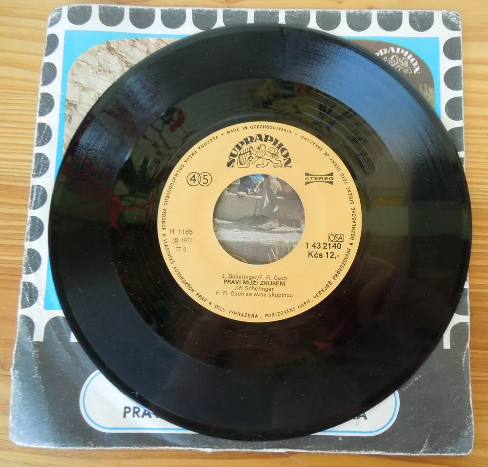 LP SKUPINA F. R. ČECHA (1977)