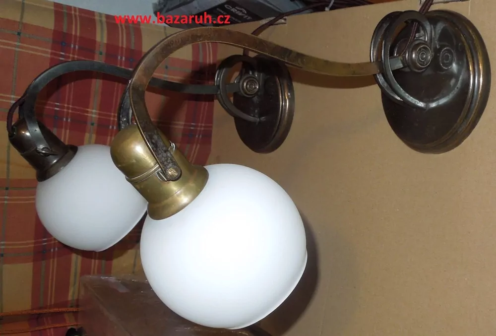 STAROŽITNÁ LAMPIČKA 2 KS LAMPA STOLNÍ nebo nástěnná