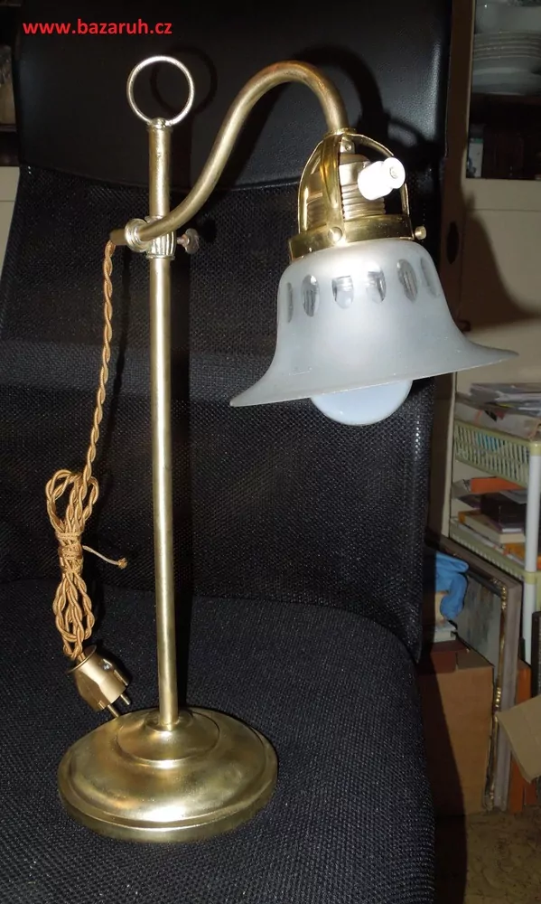 STAROŽITNÁ STOLNÍ LAMPA LAMPIČKA