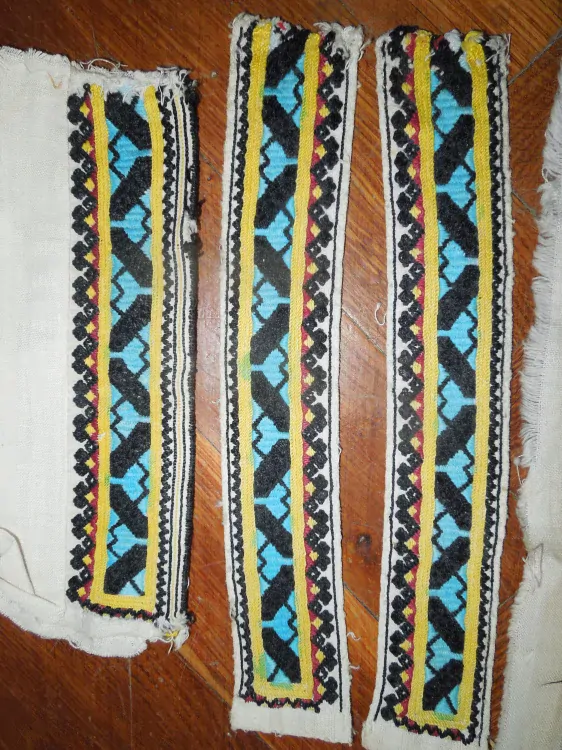 KROJ VYŠÍVÁNÍ KE KROJI DÁMSKÉ NIVNICKO