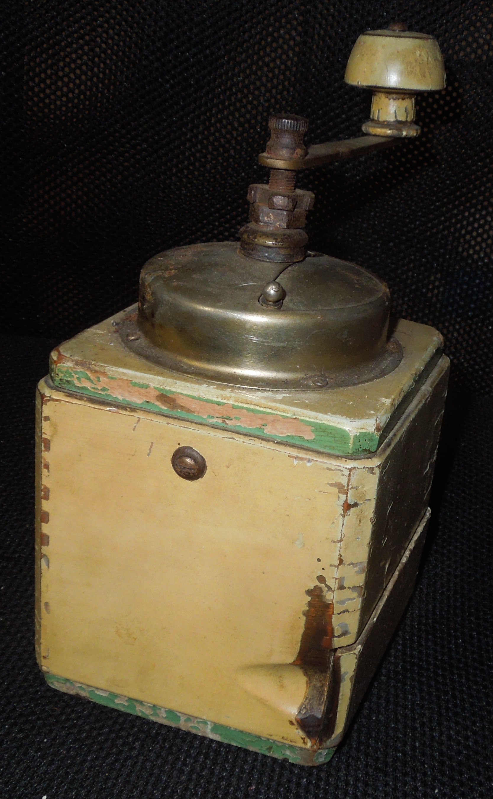 STAROŽITNOST MLÝNEK kafemlýnek , kávomlýnek