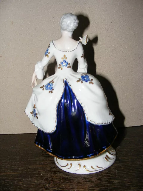 SOCHA DÁMA ŽENA ROYAL DUX