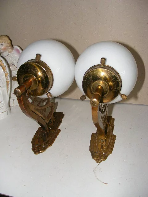 LAMPIČKA NA STĚNU 2 KS LAMPIČKY LAMPY ELEKTRICKÉ