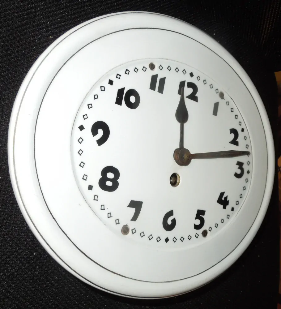 HODINY KERAMICKÉ KUCHYŇSKÉ OVÁL