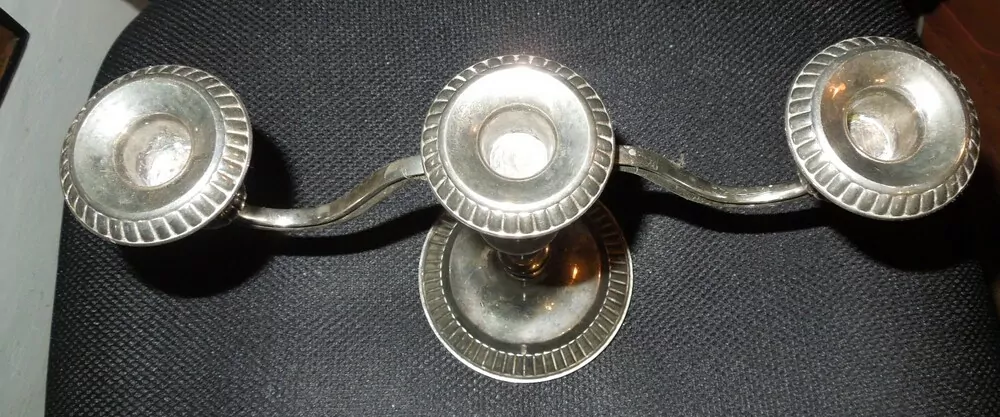 SVÍCEN NA TŘI SVÍČKY 