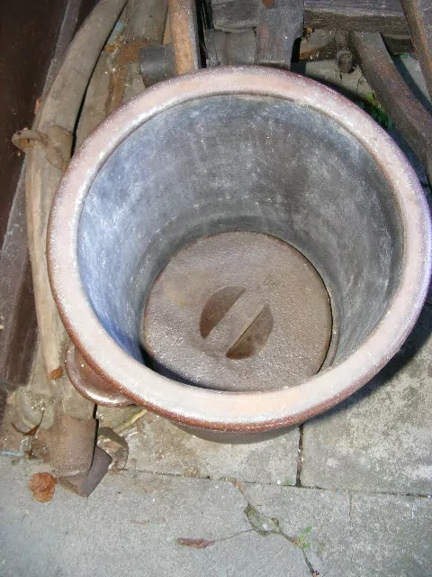 DOZA KERAMIKA UŘEDNÍČEK 1945