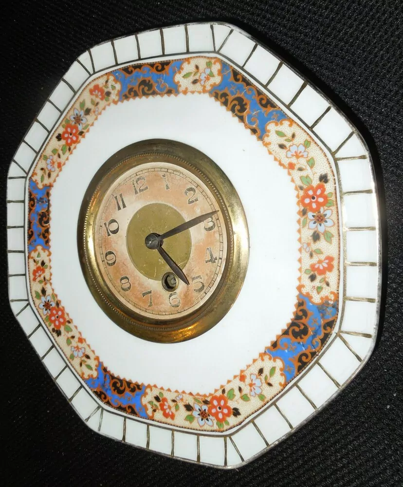 HODINY PORCELÁNOVÉ KUCHYYŇSKÉ Značené