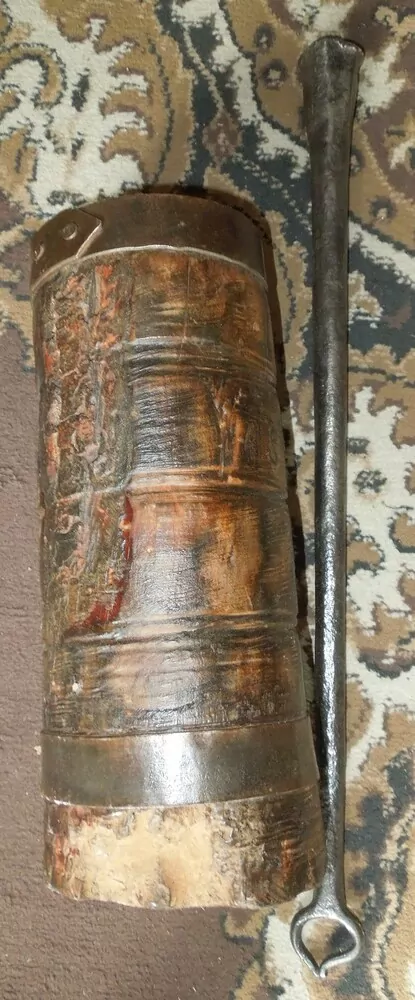 DŘEVĚNÝ HMOŽDÍŘ, TLOUK