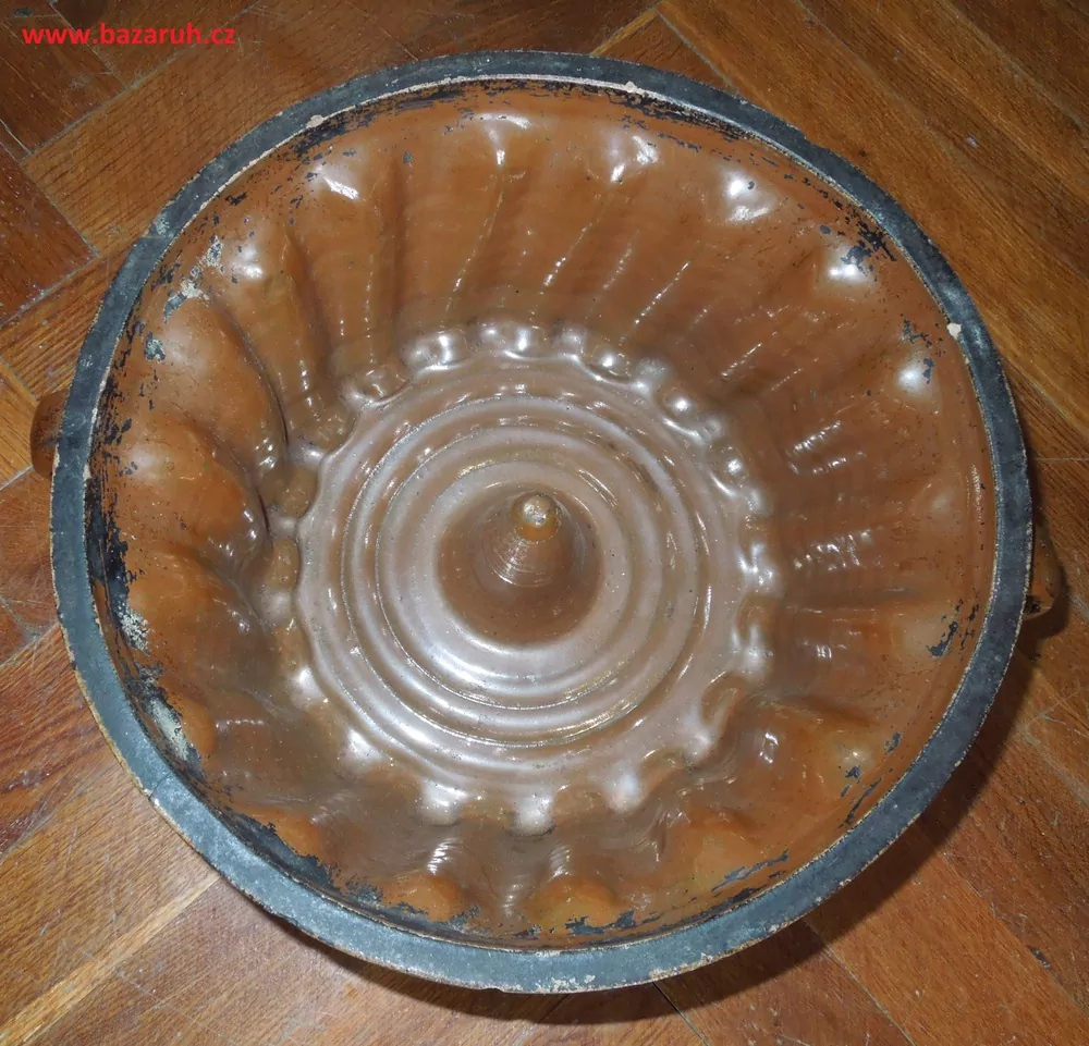 BÁBOVKA FORMA KERAMIKA