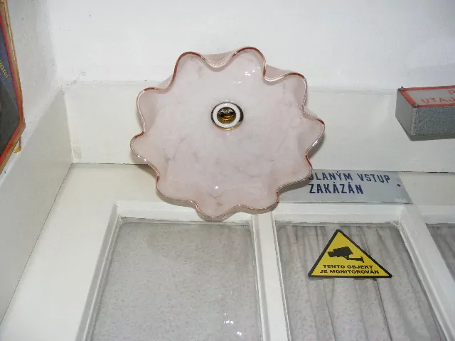 STROPNICE STARÝ 1 KS LUSTR STÍNÍTKO ŠIRM