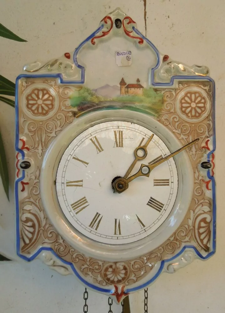 HODINY NÁSTĚNNÉ ZÁVAŽOVÉ PORCELÁNOVÉ