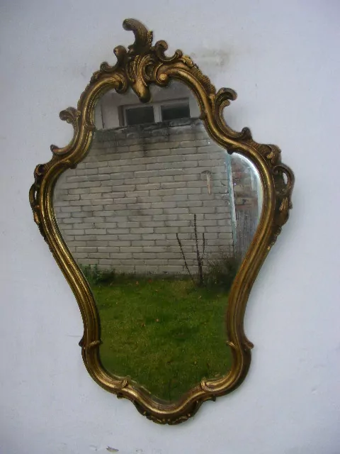 STAROŽITNÉ ZRCADLO