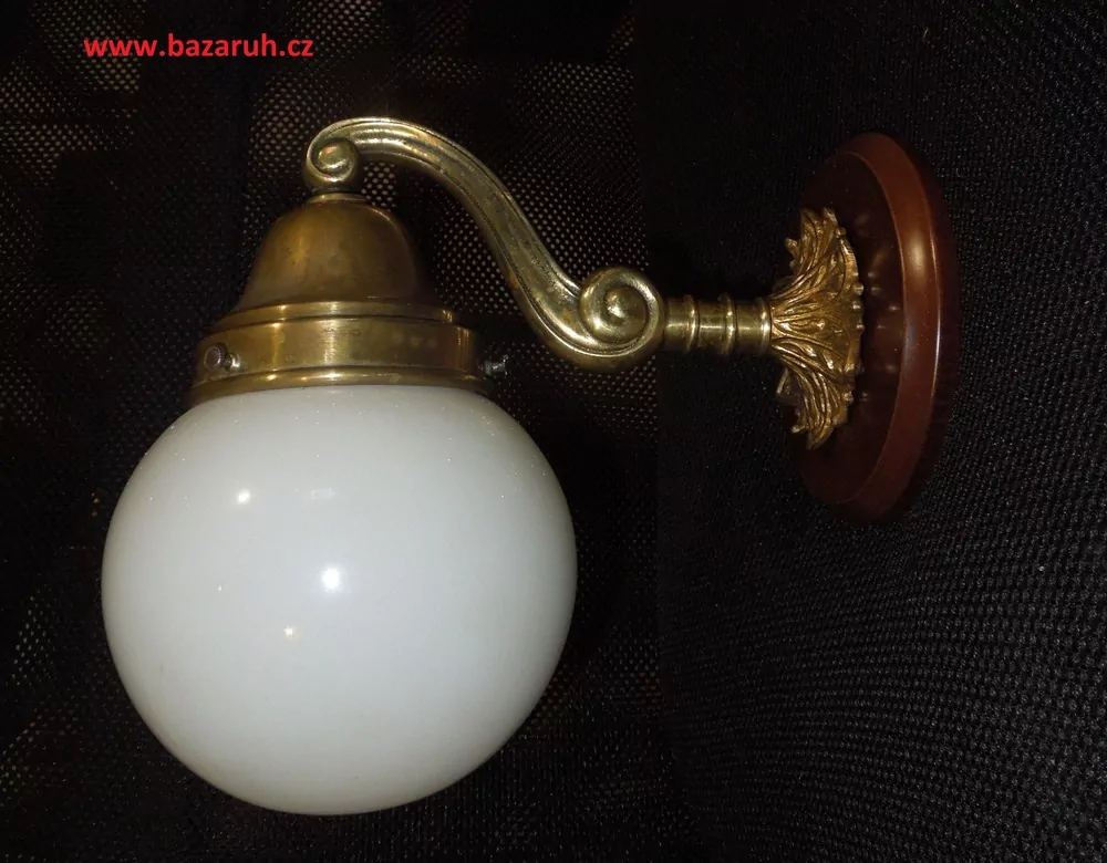 LAMPIČKA NA STĚNU 1 KS NÁSTĚNNÁ LAMPA